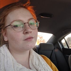 Meet your Posher, Aimee